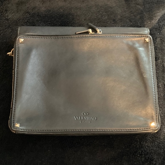 Valentino Garavani Black Leather Clutch/large wristlet - Picture 4 of 11